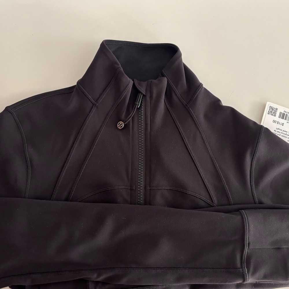 Lululemon Define Cropped Jacket *Nulu  Size 4 New With Tag